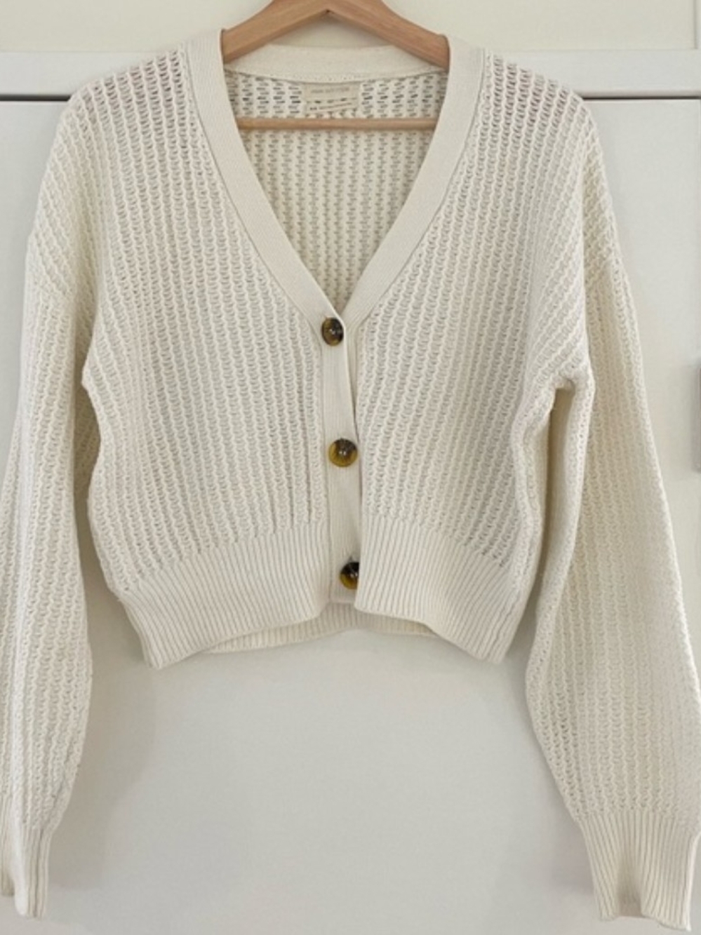 Urban Outfitters Cream Cropped Knit V-Neck Cardigan with Tortoise Buttons